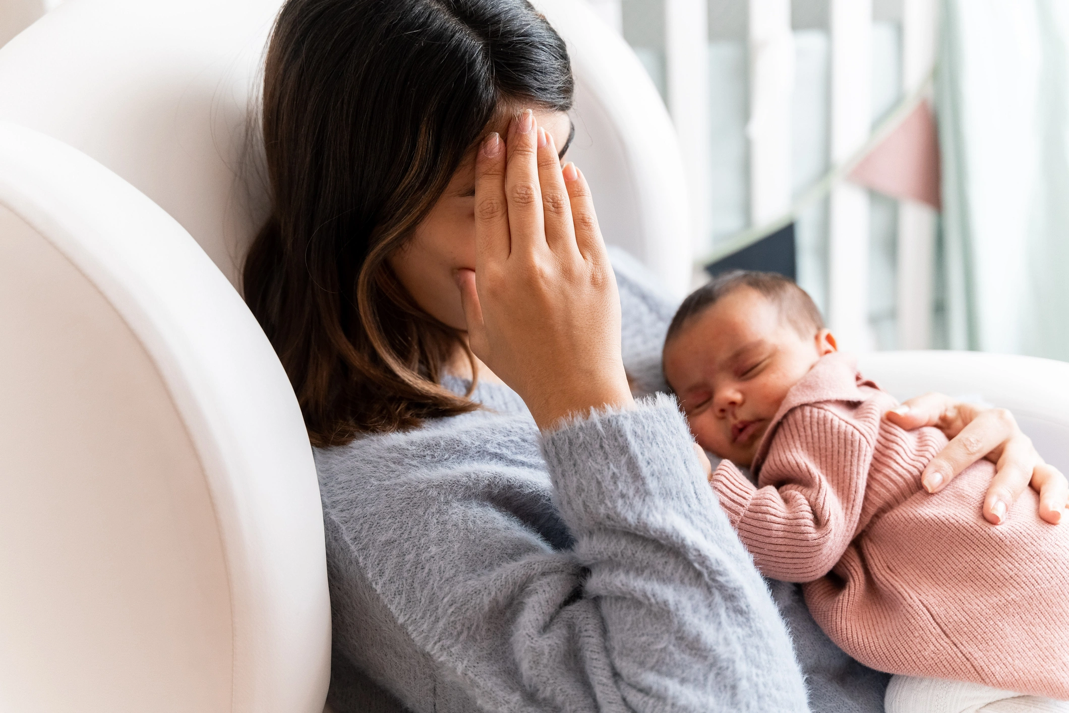 Am I Worrying Too Much? A Gentle Guide to Postpartum Anxiety